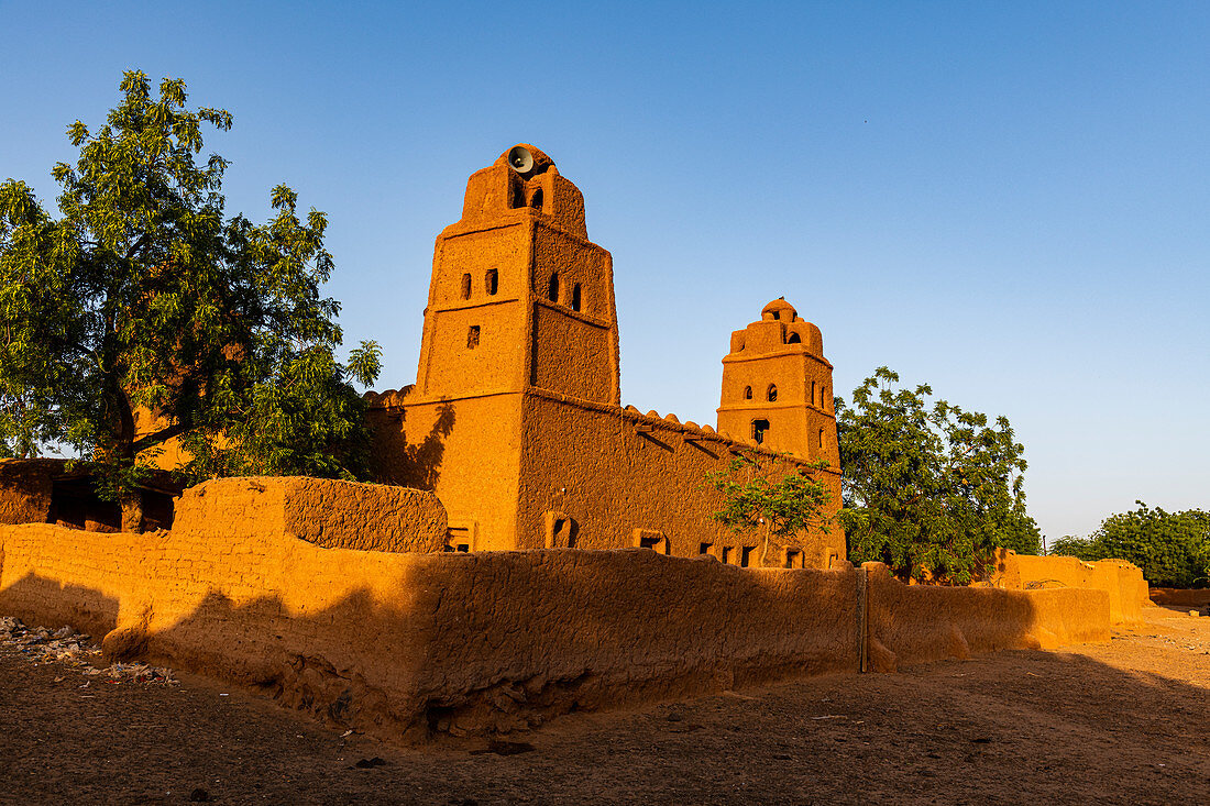 Moschee im Sudano-Sahel-Architekturstil in Yamma, Sahel, Niger, Afrika