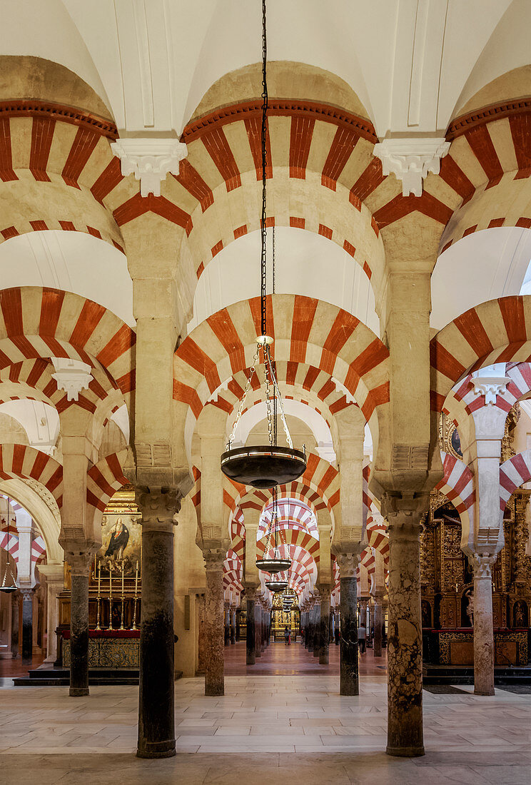 Mezquita-Catedral, Kathedrale innerhalb der ehemaligen großen Moschee von Cordoba, Innenraum, UNESCO-Weltkulturerbe, Cordoba, Andalusien, Spanien, Europa