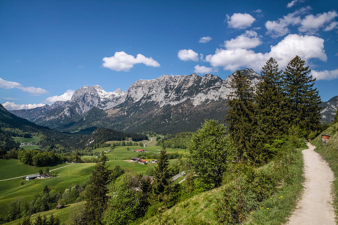 Berchtesgadener Alpen und Watzmann von Ramsau aus gesehen, Oberbayern, Bayern, Deutschland