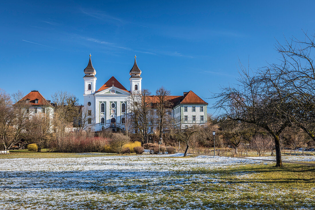 Kloster Schlehdorf, Schlehdorf, Oberbayern, Bayern, Deutschland