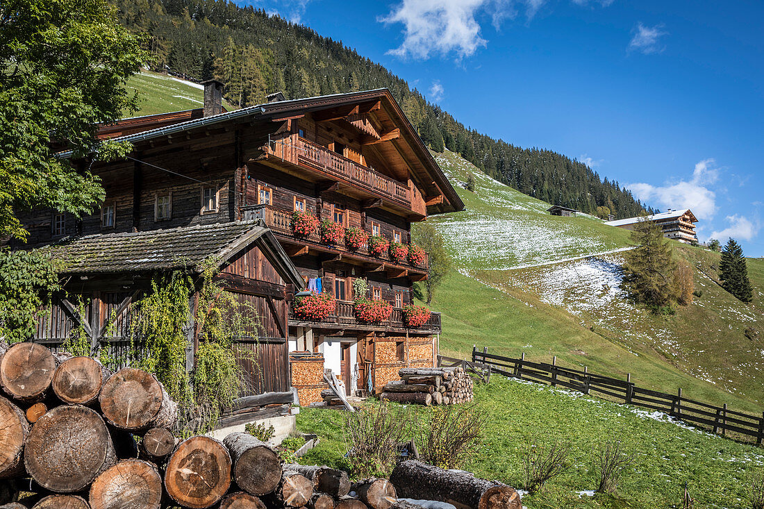 Alter Bergbauernhof in Innervillgraten, Villgratental, Osttirol, Tirol, Österreich