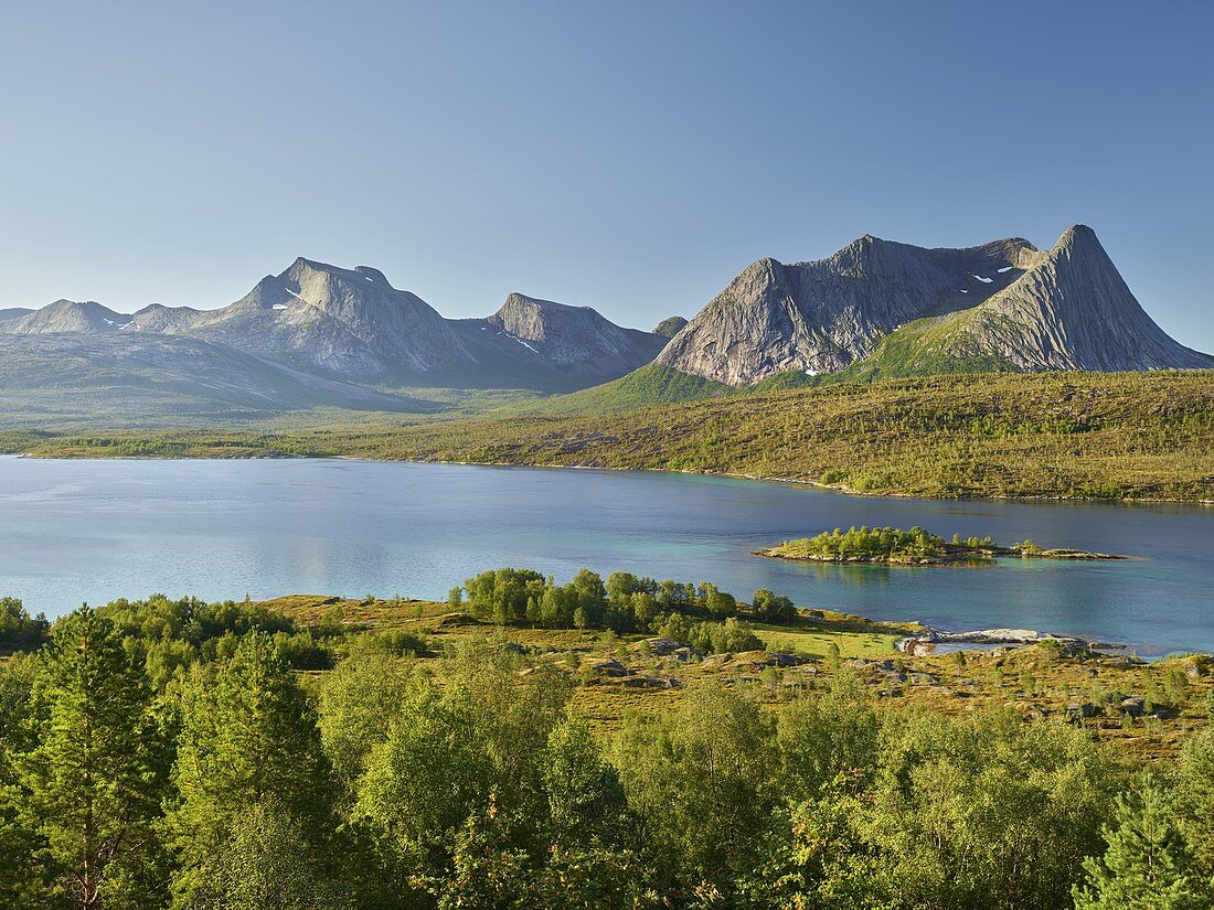 Kulhornet, Stortinden, Eidtinden, Hakonset, Ballangen, Ofoten, Nordland, Norwegen