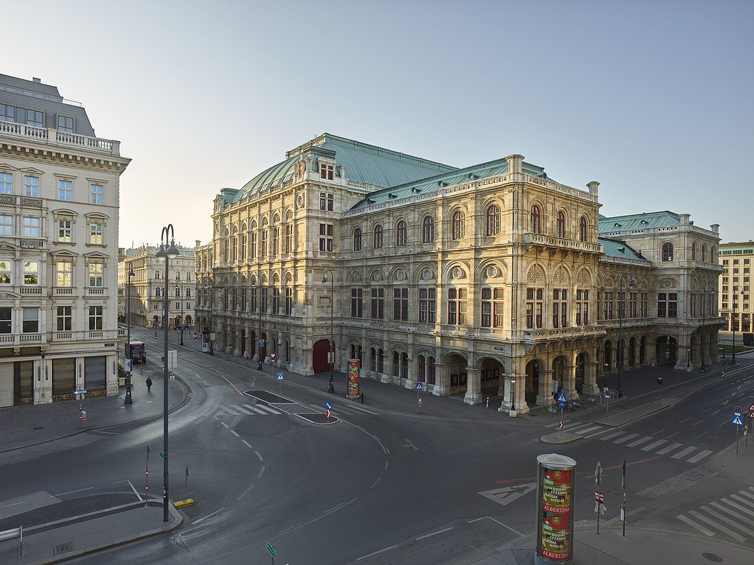 Vienna State Opera from the Albertina, 1st district Innere Stadt, Vienna, Austria