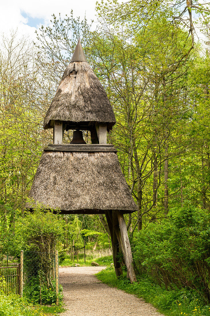 Glockenturm St. Johannis- Armenstift in Vogelsang-Grünholz, Schleiregion, Schwansen, Damp, Schleswig-Holstein, Deutschland