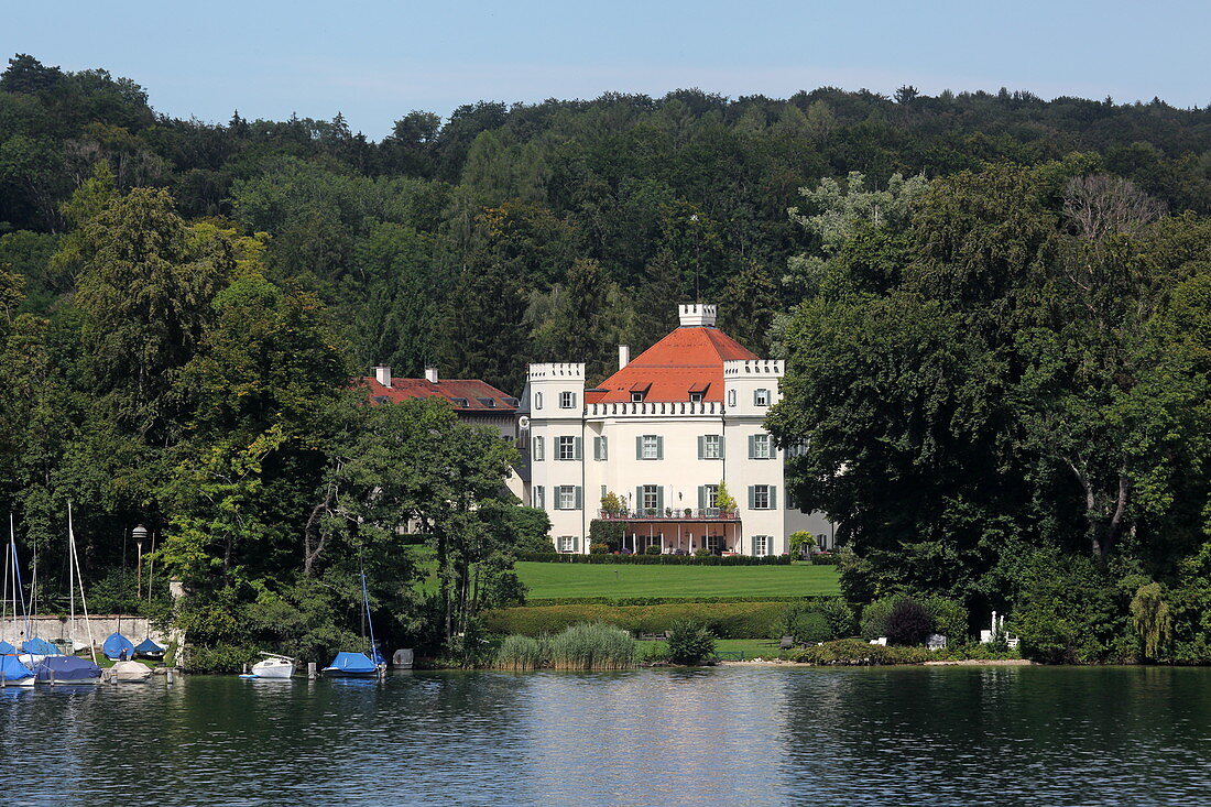 Sissi-Schloss Possenhofen, Starnberger See, 5-Seen-Land, Oberbayern, Bayern, Deutschland