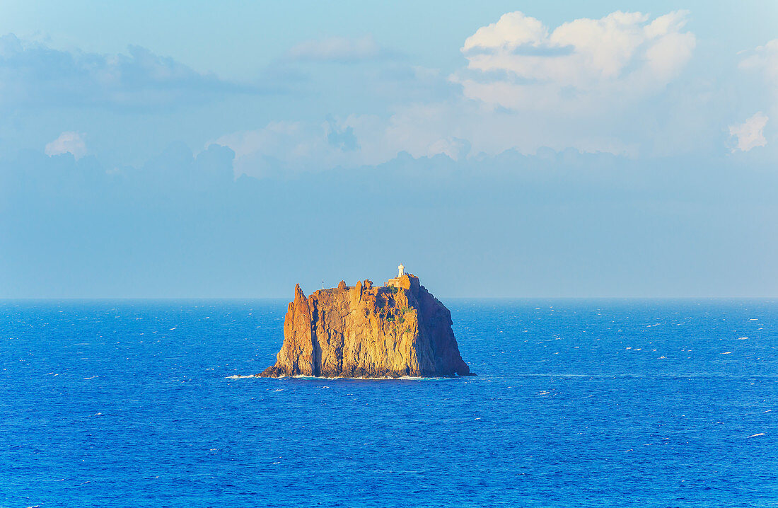 Insel Strombolicchio, Stromboli, Äolische Inseln, Sizilien, Italien