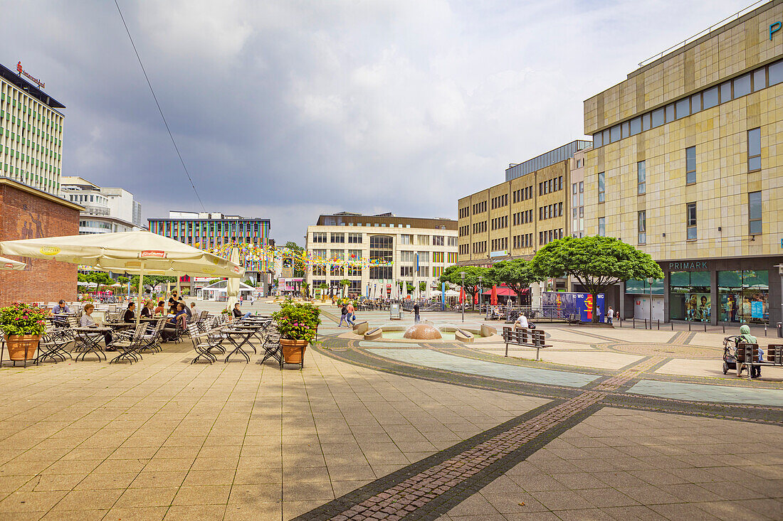Kennedyplatz in Essen, Nordrhein-Westfalen, Deutschland