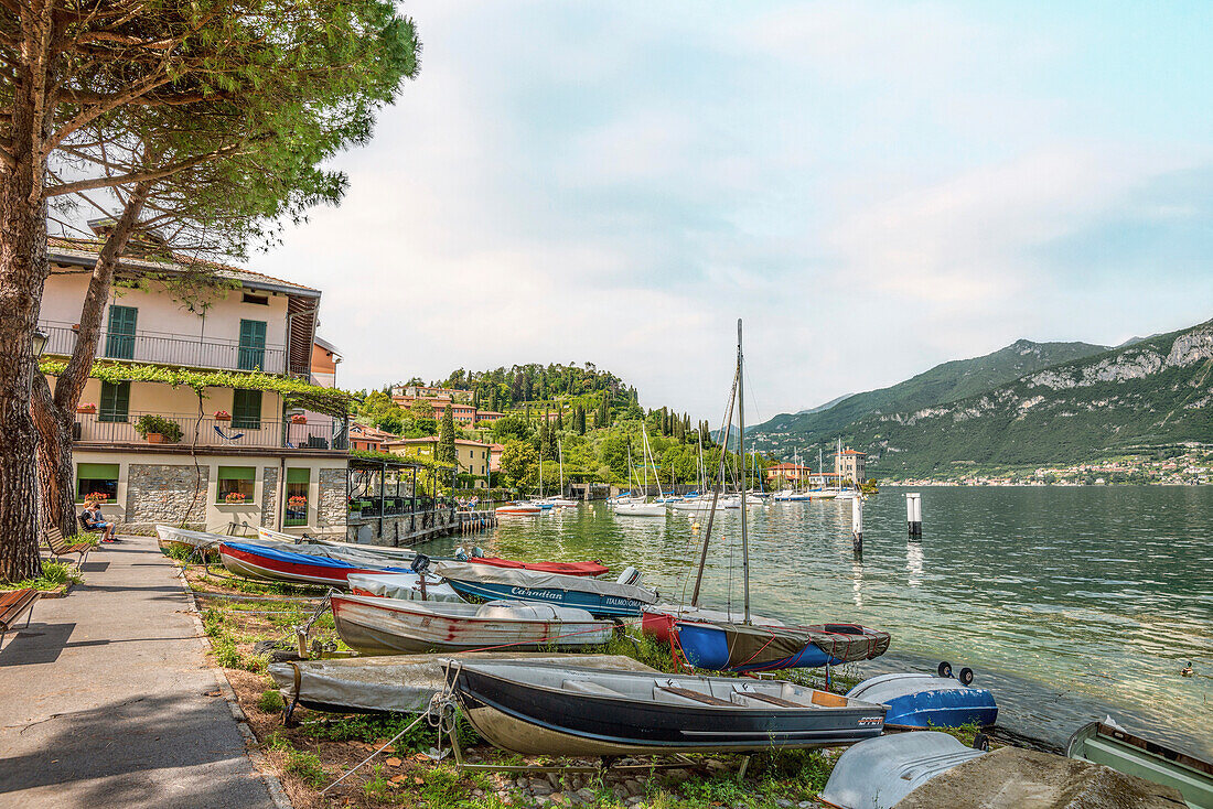 Hafen von Pescallo nahe Bellagio am Comer See, Lombardei, Italien 