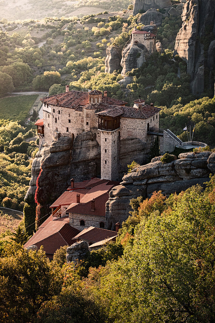 Sonnenuntergang auf Agios Nikolaos Kloster, Meteora, UNESCO-Weltkulturerbe, Thessalien, Griechenland, Europa