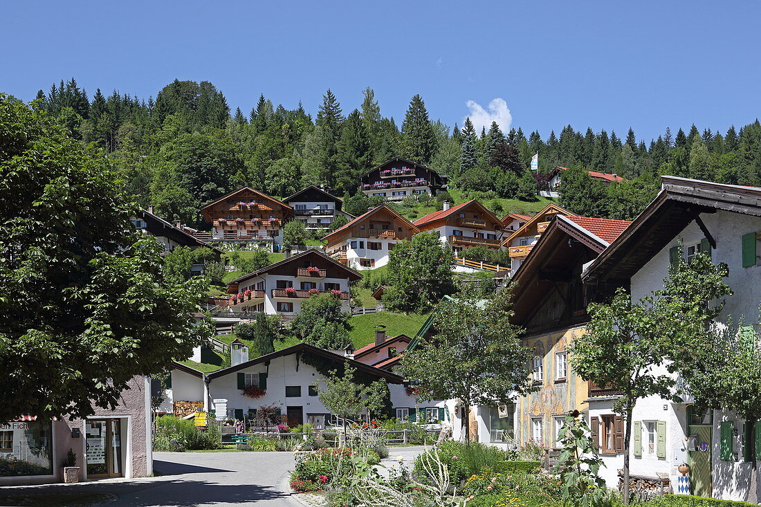 Häuser am Sonnenbichl, Mittenwald, Oberbayern, Bayern, Deutschland