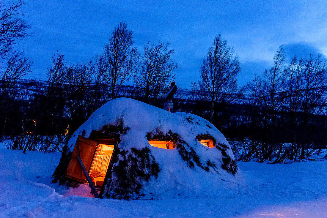 Grillhütte mit Grill, Huskyfarm von Björn Klauer, Bardufoss, Norwegen