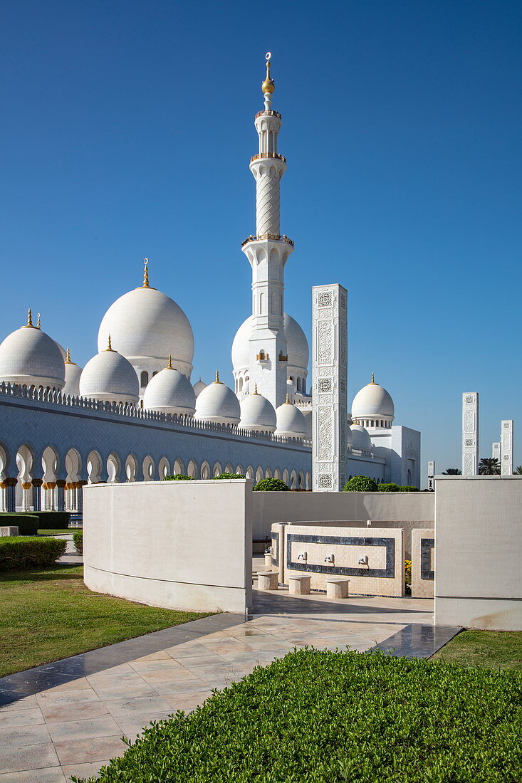 Sheikh Zayed Grand Mosque (Sheikh Zayed Bin Sultan Al Nahyan Grand Mosque), Abu Dhabi, Abu Dhabi, United Arab Emirates, Middle East