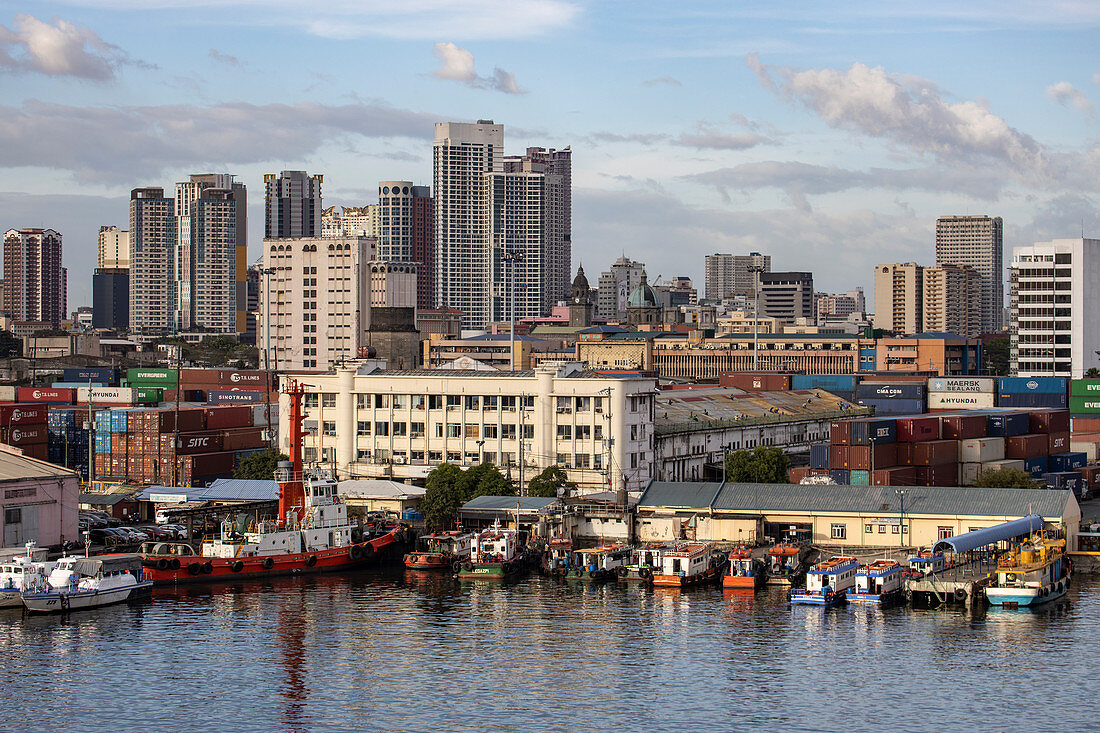 City skyline, Manila, National Capital Region, Philippines, Asia
