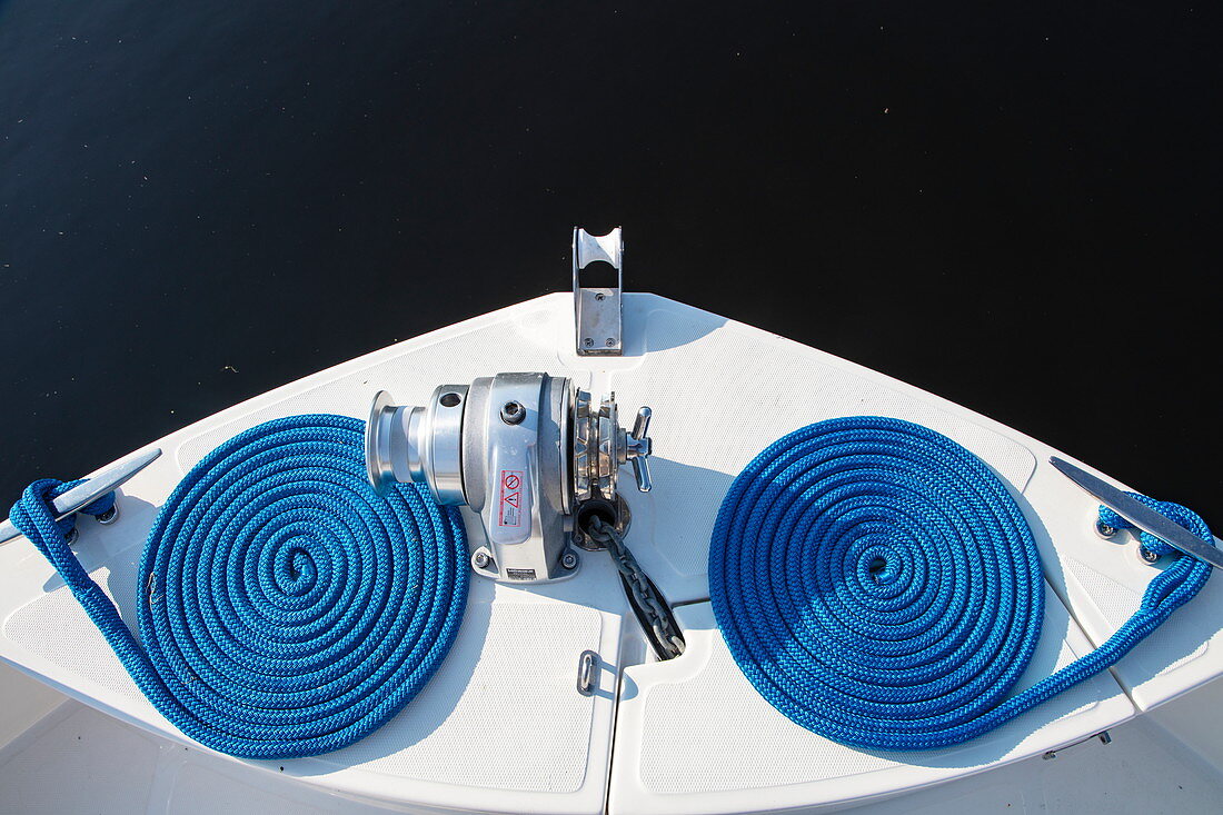 Ropes on board Le Boat Horizon houseboat, Smith Falls, Ontario, Canada, North America