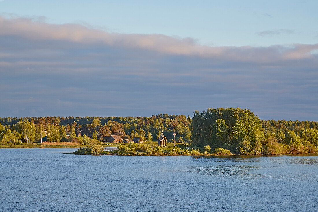Evening mood at Uglich on the Volga, Yaroslavl Oblast, Russia, Europe