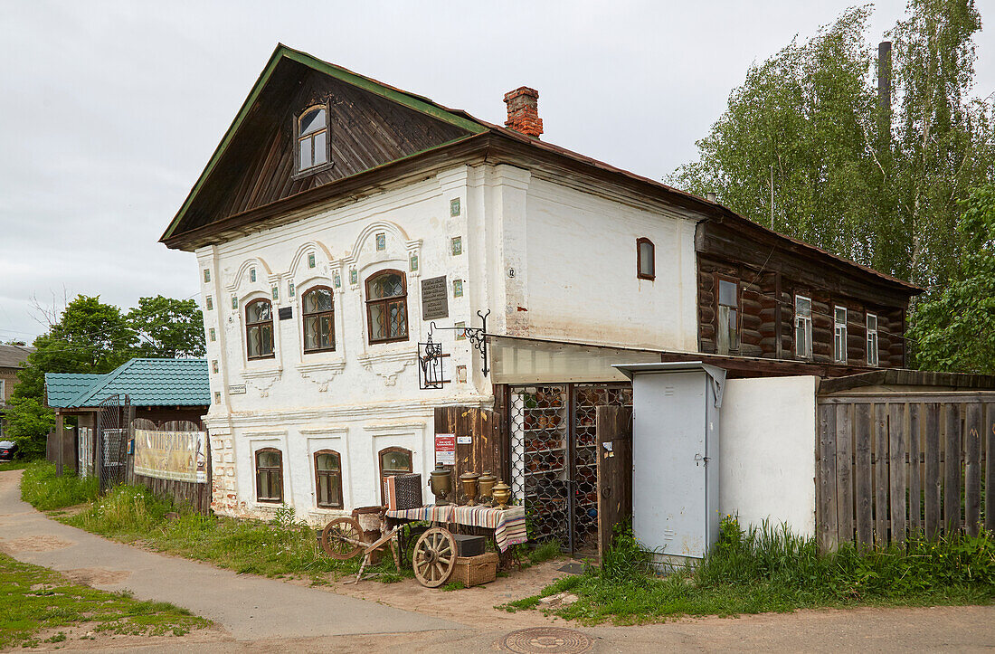 Traditional house with antique sales in Uglich, Volga-Baltic Sea waterway, Golden Ring, Russia, Europe