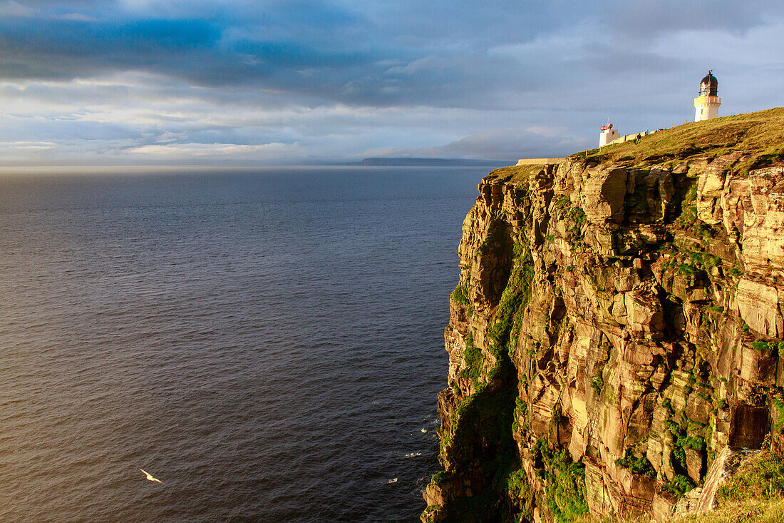 Dunnet Head Lighthouse, Caithness, Scotland's northernmost point, UK