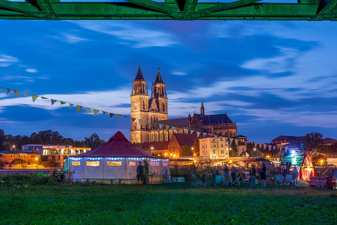 Party tent on the Elbe, behind it Magdeburg Cathedral, Saxony-Anhalt, Germany