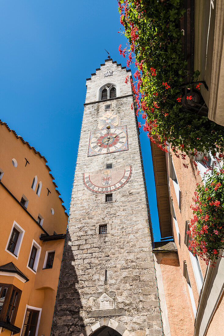 Street Neustadt, Zwölferturm, old town, Sterzing, South Tyrol, Alto Adige, Italy