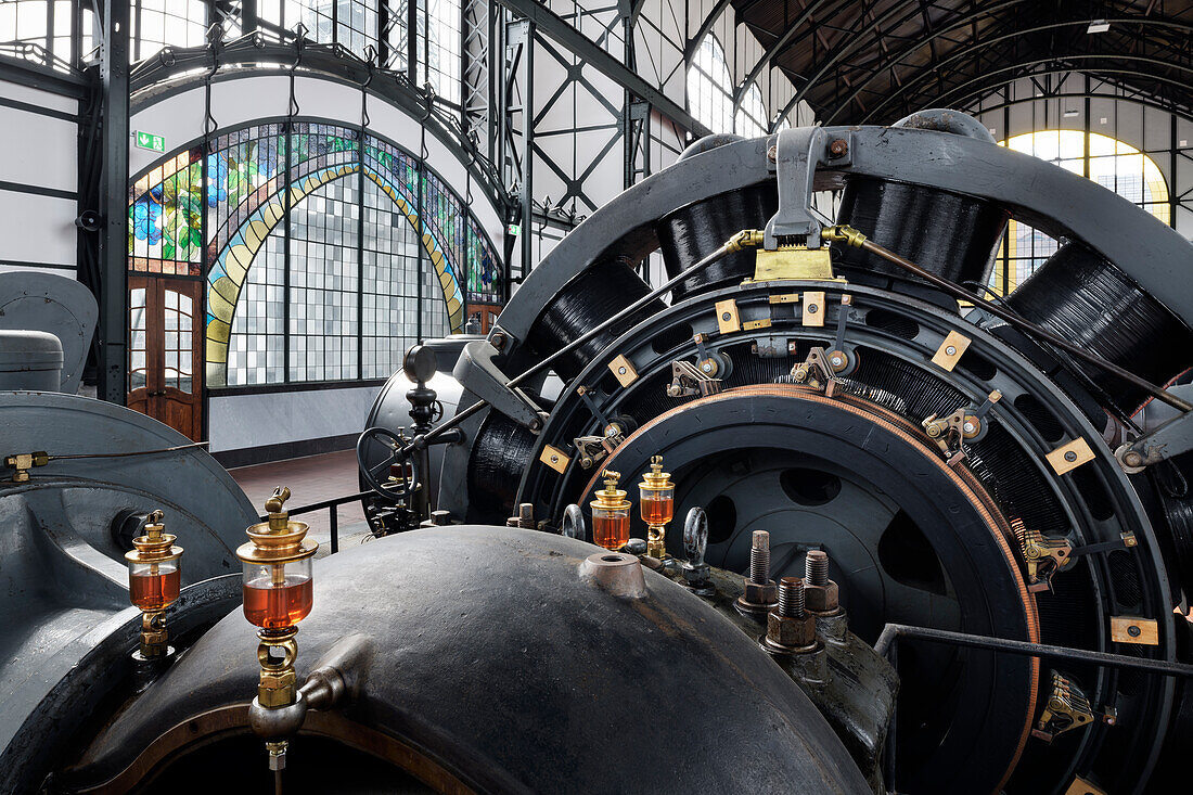 Compressor engine, machine hall, industrial museum Zeche Zollern, Bövinghausen, Dortmund, North Rhine-Westphalia, Germany
