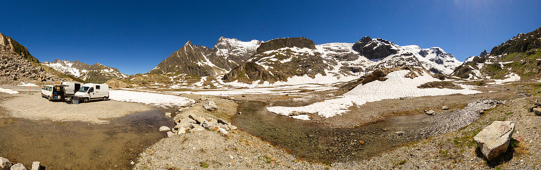 VAN life on the Steingletscher, Susten Pass, Uri, Bernese Oberland, Switzerland, Europe