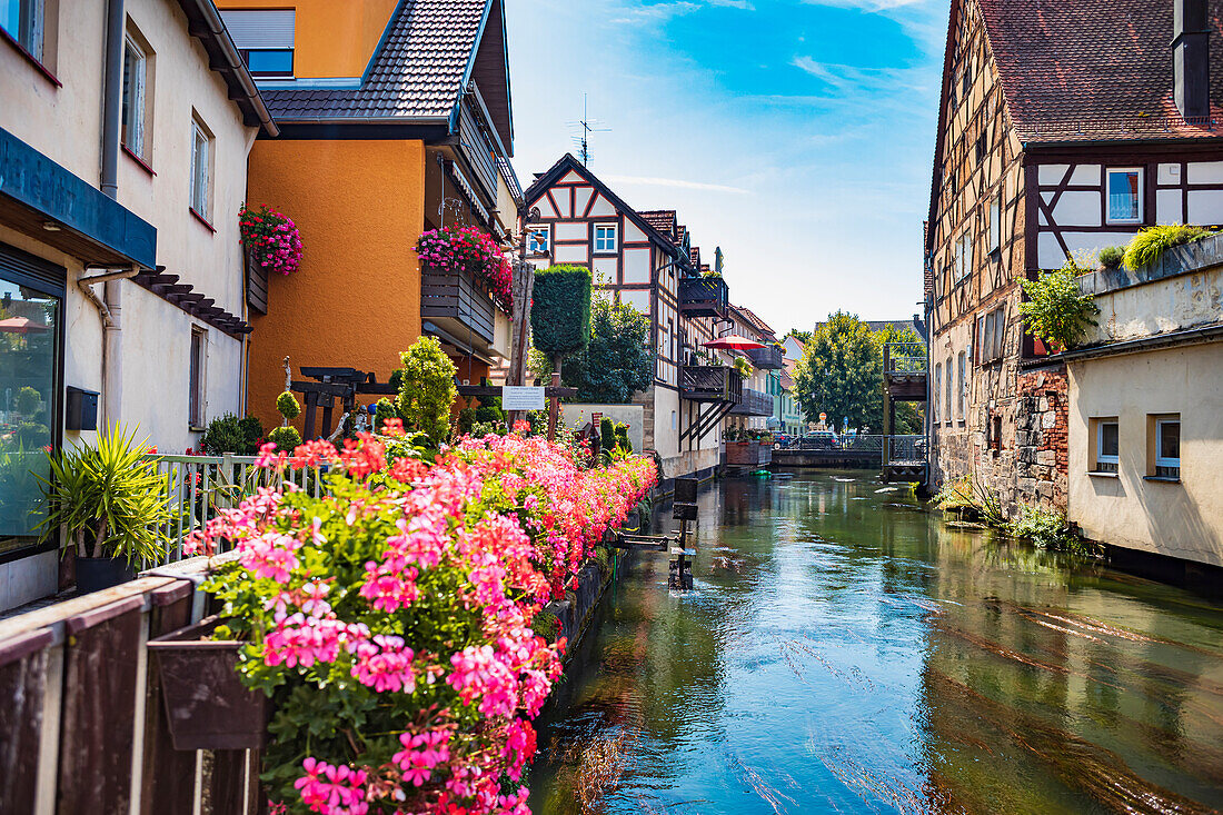 Kanal am Marktplatz in Forchheim, Bayern, Deutschland