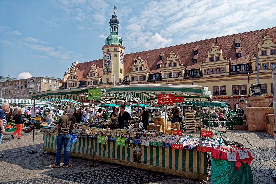 Markt vor dem alten Rathaus von Leipzig, Altstadt, Marktplatz, Sachsen, Deutschland 