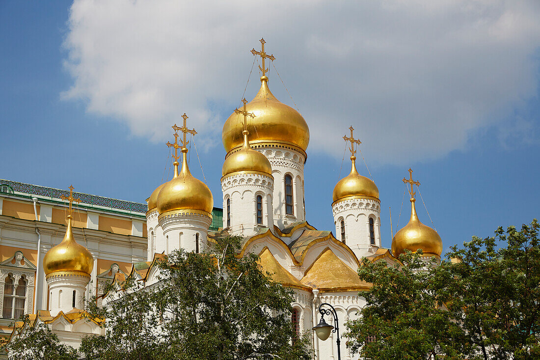 Kathedralenplatz im Kreml in Moskau mit der Maria-Verkündigungs-Kathedrale, Mariä-Verkündigungs-Kathedrale, Moskva, Moskau-Wolga-Kanal, Russland, Europa