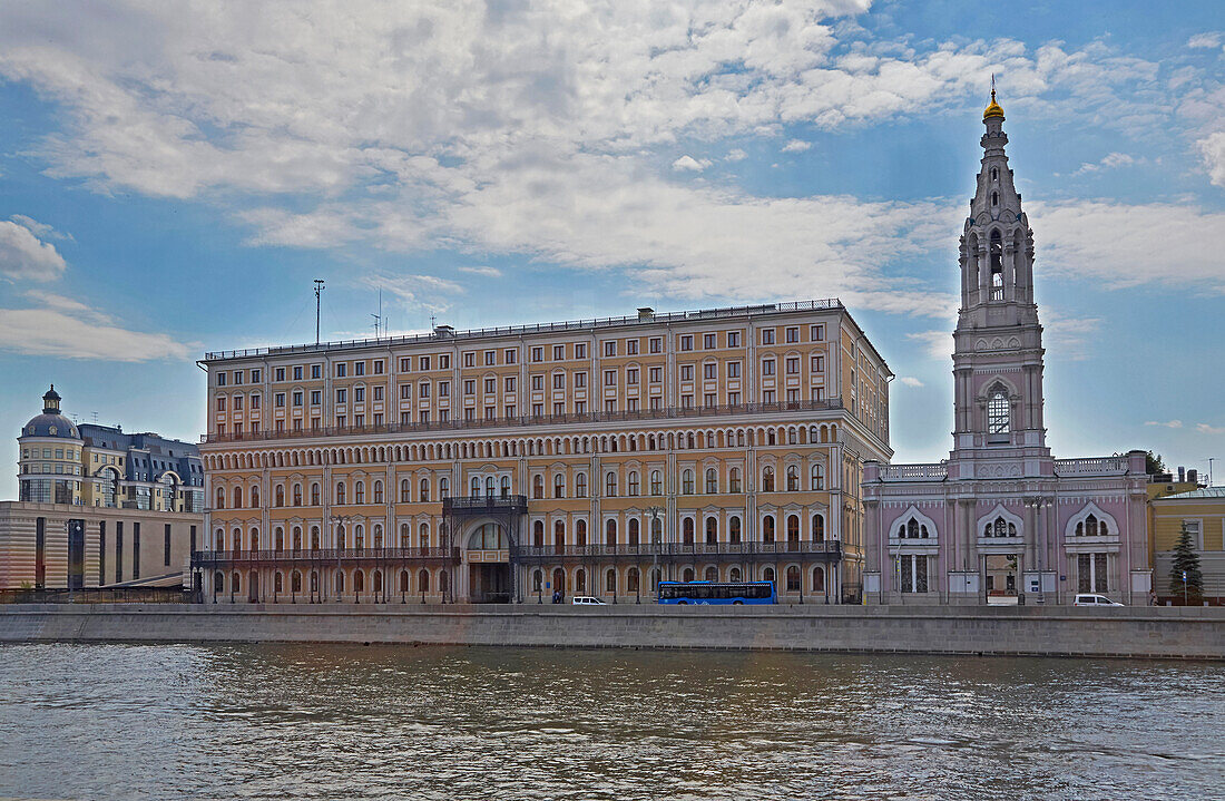 House on the embankment (built in 1931), Bersenevsnaja nab., Moskva, Moscow-Volga Canal, Russia, Europe