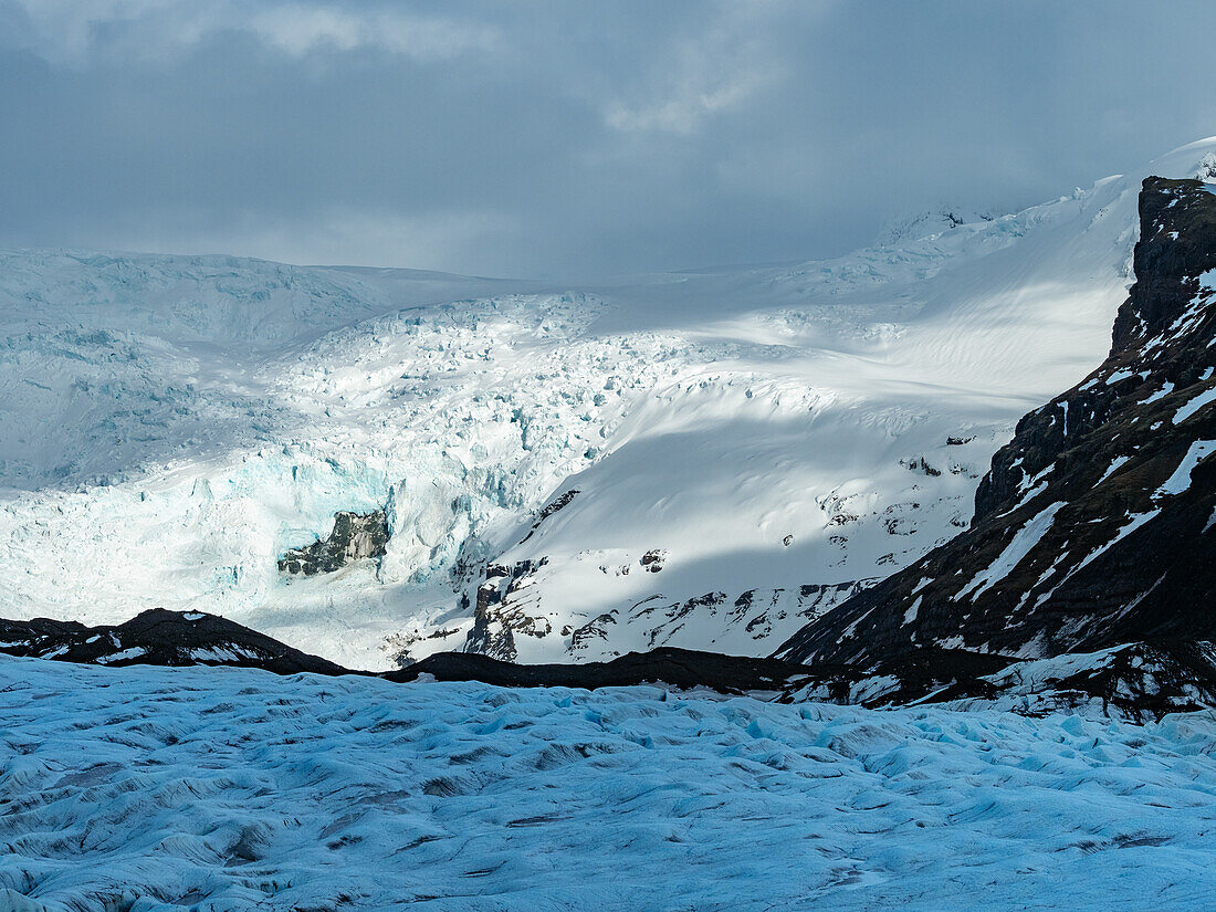 Svinafellsjokull glacier, glacier tongue of Öraefajokull on the Vatnajokull mountain range, Iceland, Europe