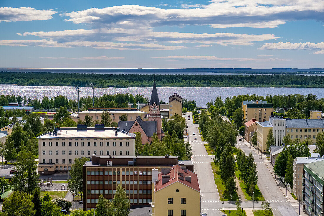 Blick von der Aussichtsterrasse des Rathauses, Kemi, Finnland