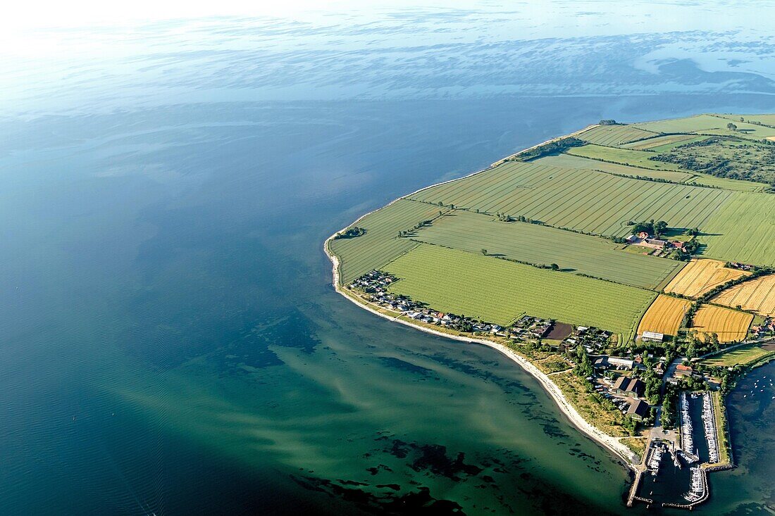 Blick von oben auf Großenbroder Fähre, Ostsee, Luftaufnahme, Ostholstein, Schleswig-Holstein, Deutschland