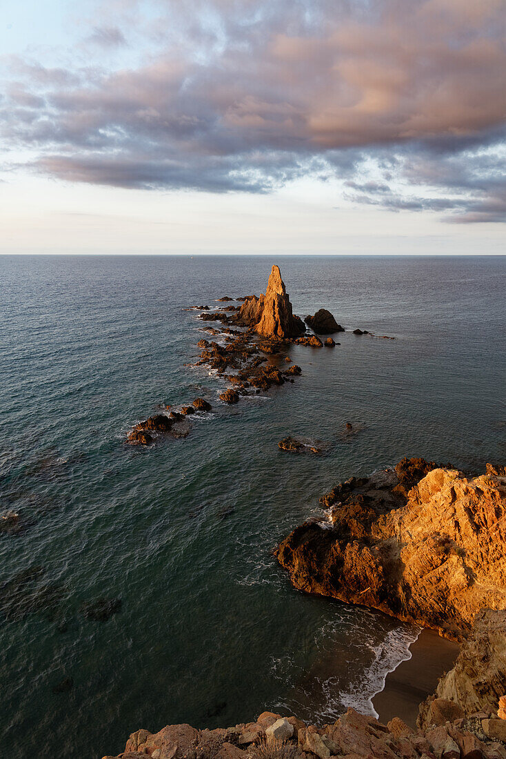 Las Sirenas am Cabo de Gata, Andalusien, Spanien.