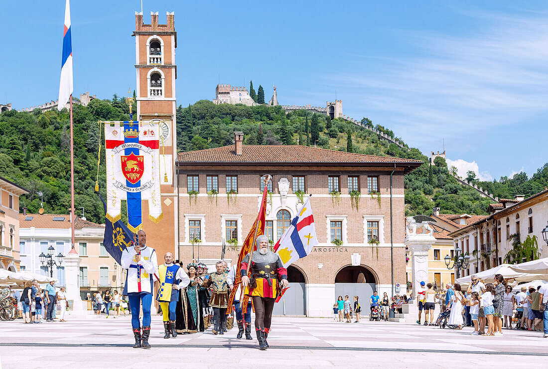 Marostica, Piazza Castello, Doglione, historical festival, Mercato dell'Antiquariato, antique market