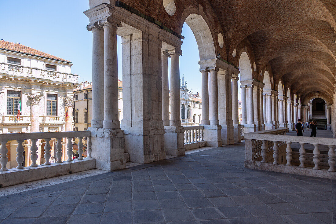 Vicenza; Piazza dei Signori; Basilica Palladiana, Terrazza, Venetien, Italien