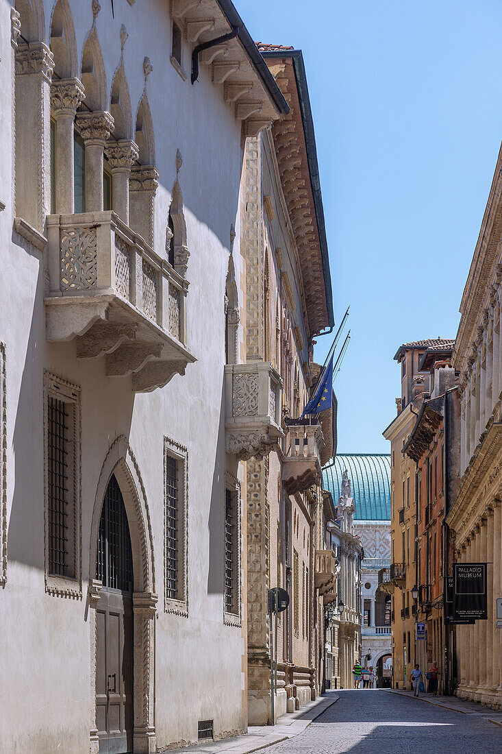 Vicenza; Palazzo Thiene, Contra Porti; Palaststraße, Venetien, Italien