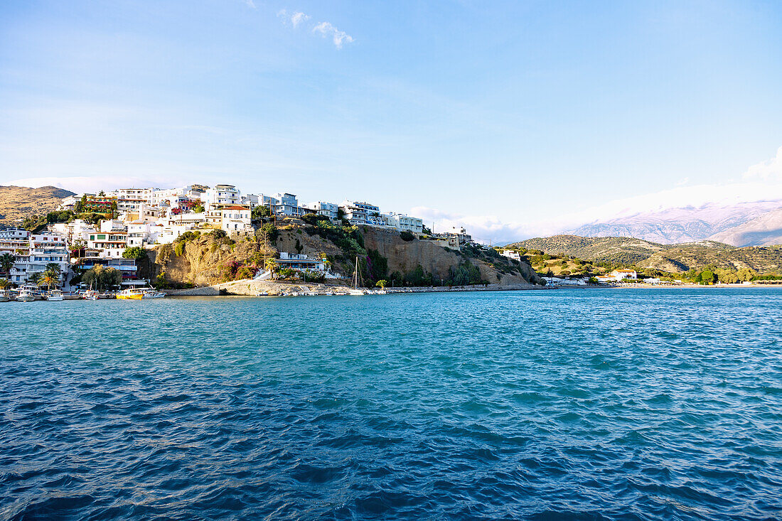 Agia Gallini; port