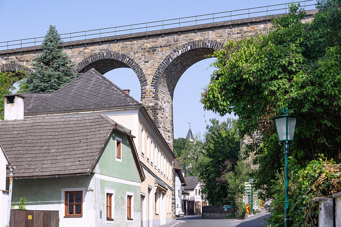 Emmersdorf; Railway bridge, viaduct, Danube bank railway