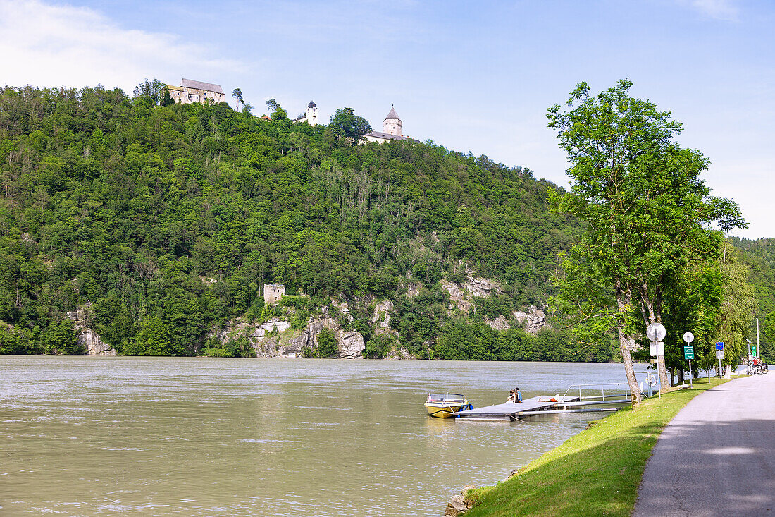 Neuhaus an der Donau, Neuhaus Castle, Danube Cycle Path