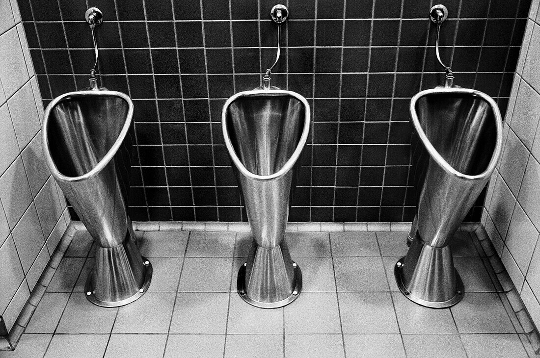 Urinale, London, England