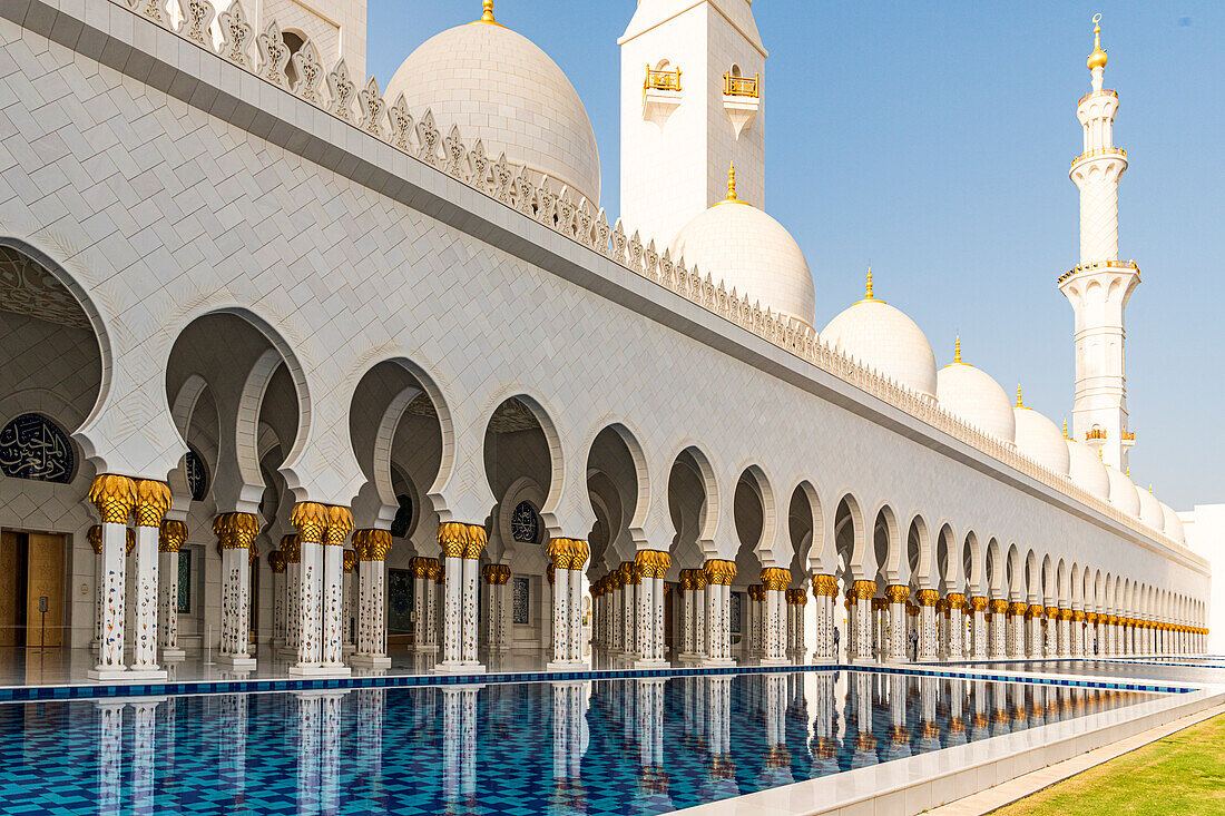 Die Scheich-Zayid-Moschee, Abu Dhabi, Vereinigte Arabische Emirate