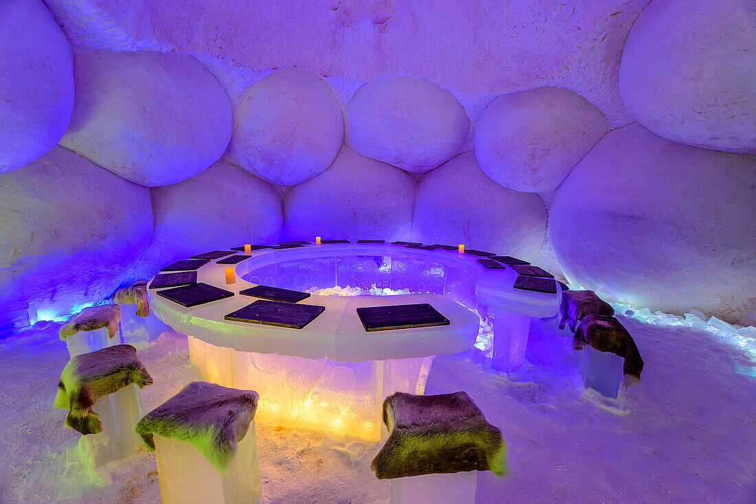 Hotel made of ice, Arctic Snow Hotel, Rovaniemi, Finland