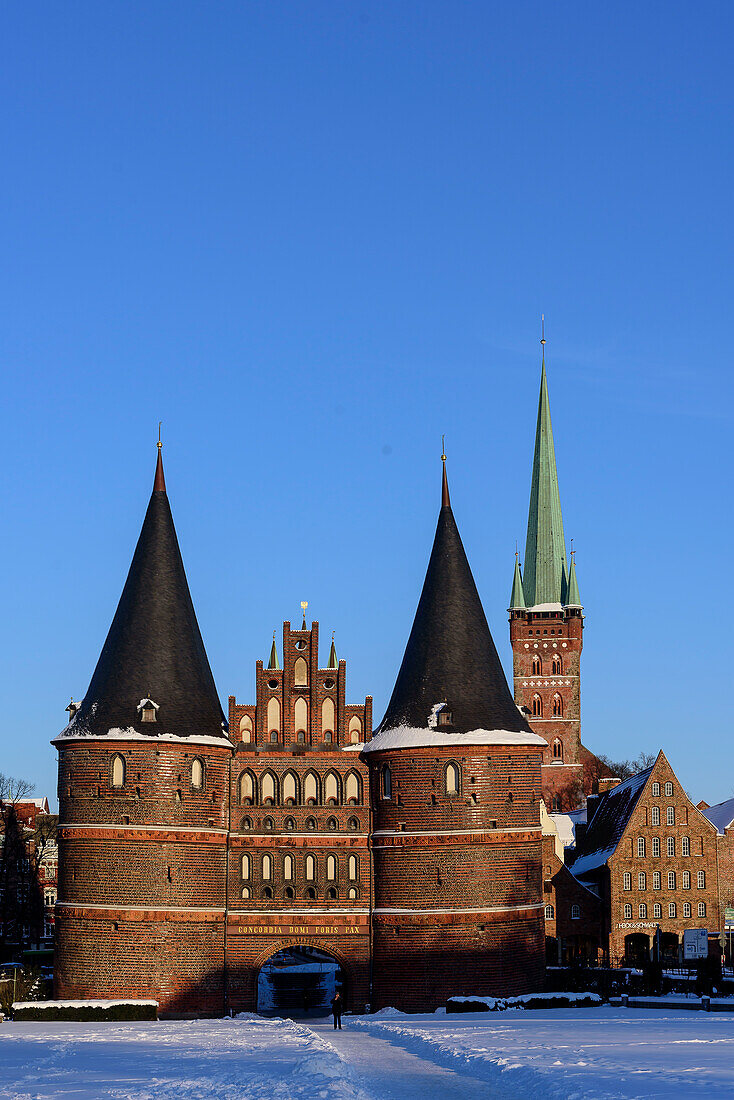 St. Peter's Church with houses at Holsten Tor, Lübeck, Bay of Lübeck, Schleswig Holstein, Germany