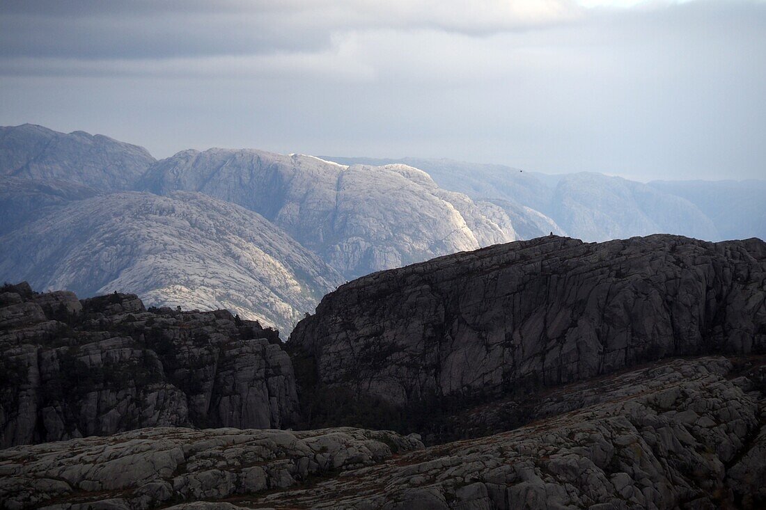 Zum Preikestolen bei Stavanger, Norwegen