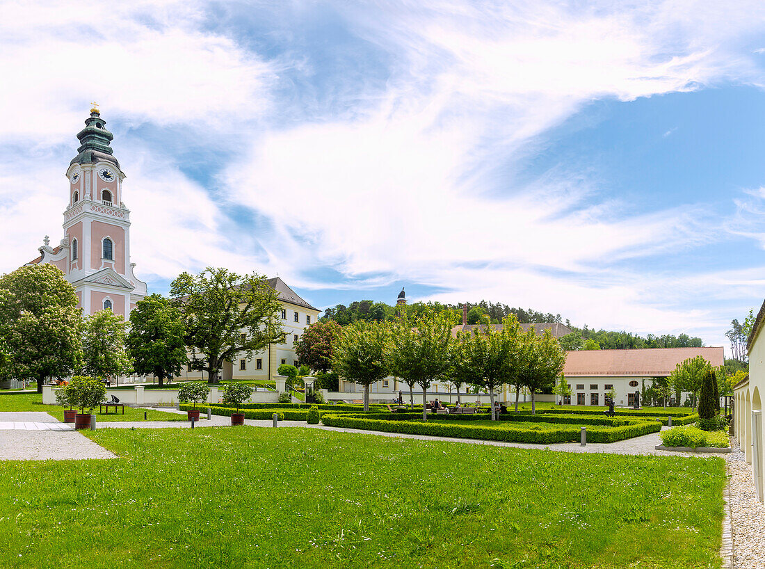 Kloster Aldersbach, Marienkirche, Barockgarten, Bayern, Deutschland