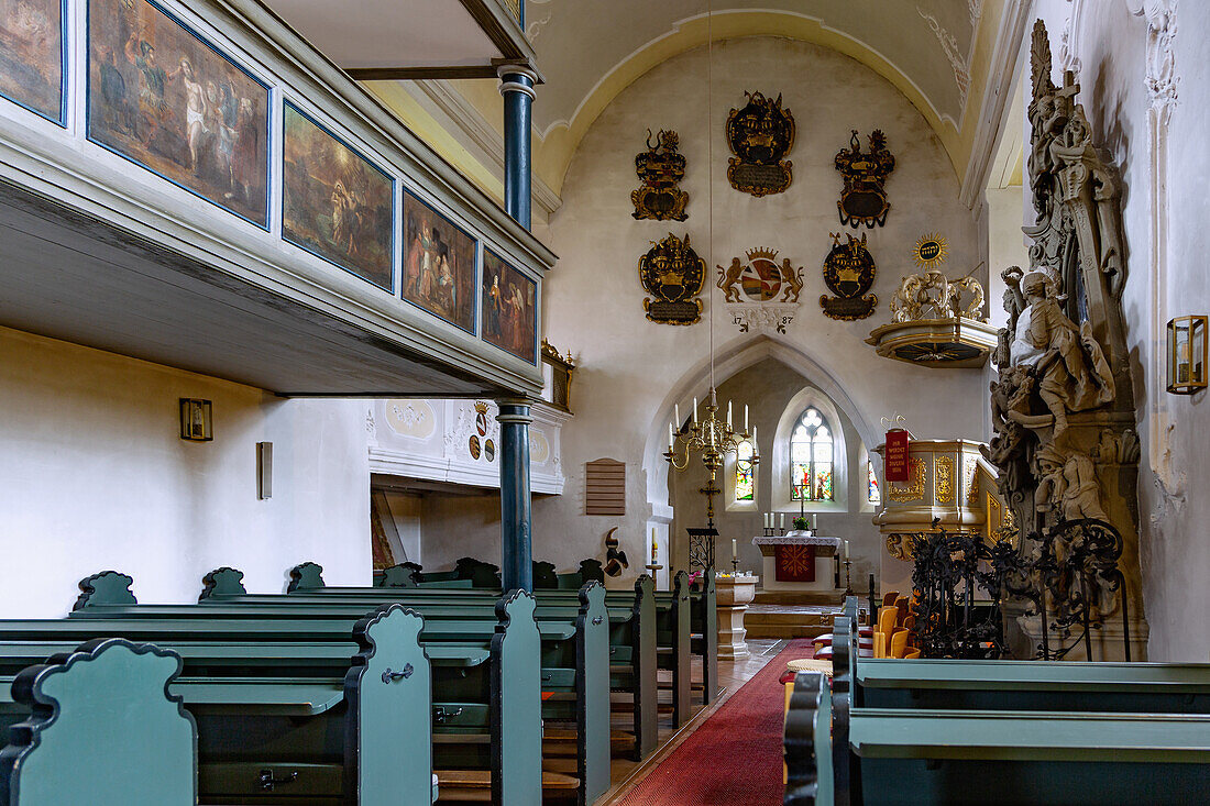 Henfenfeld, Nikolauskirche, inside