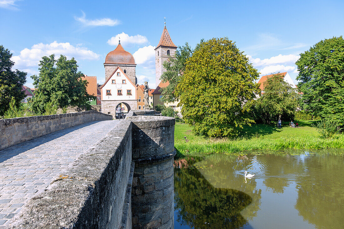 Ornbau, Altmühlbrücke, Torturm, Torhaus, Bayern, Deutschland