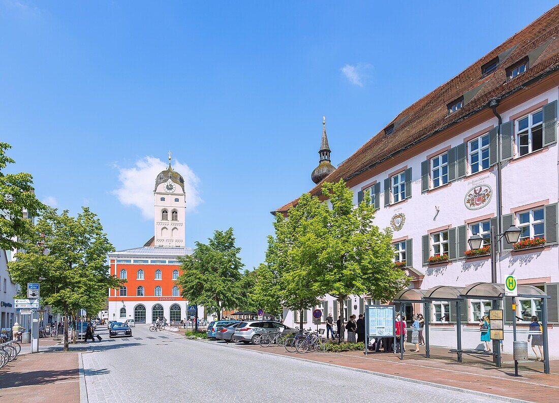 Erding, Landshuter Strasse with town hall and city tower