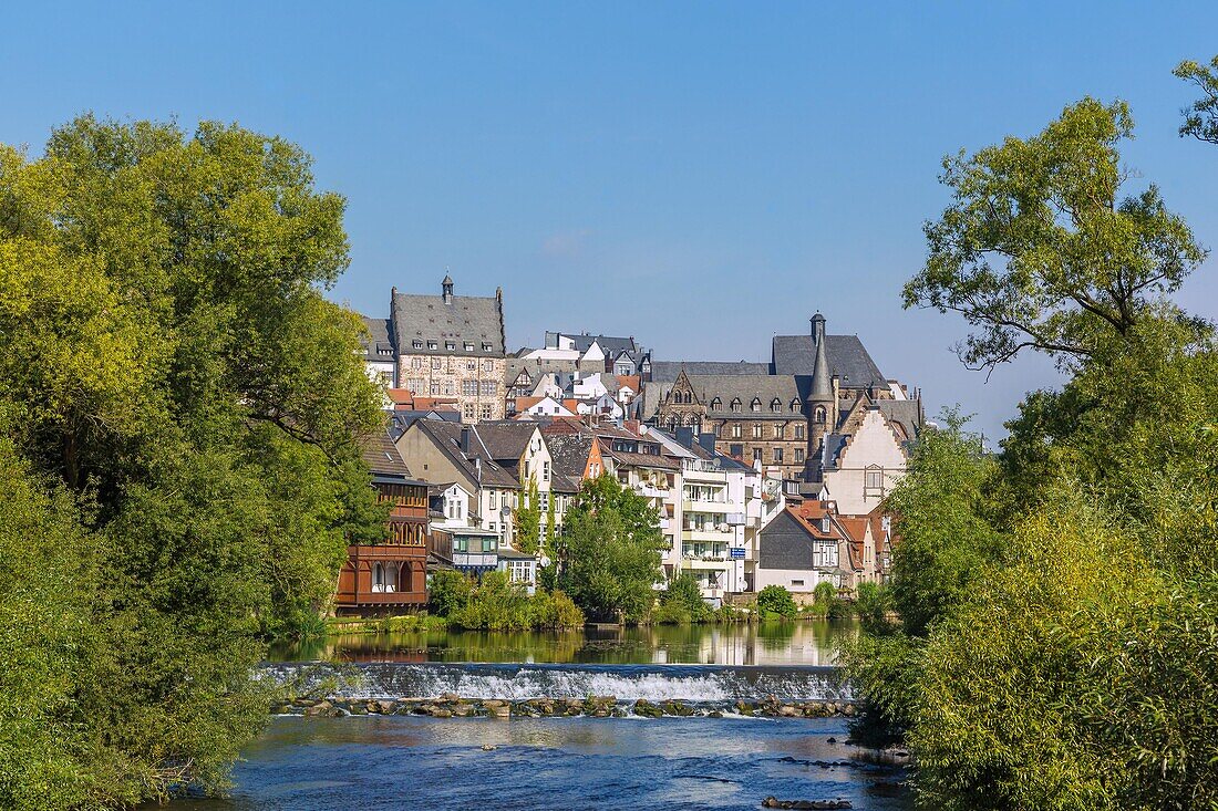 Marburg an der Lahn; Stadtansicht von Trojedamm; Landgrafenschloss; Alte Universität, Hessen, Deutschland