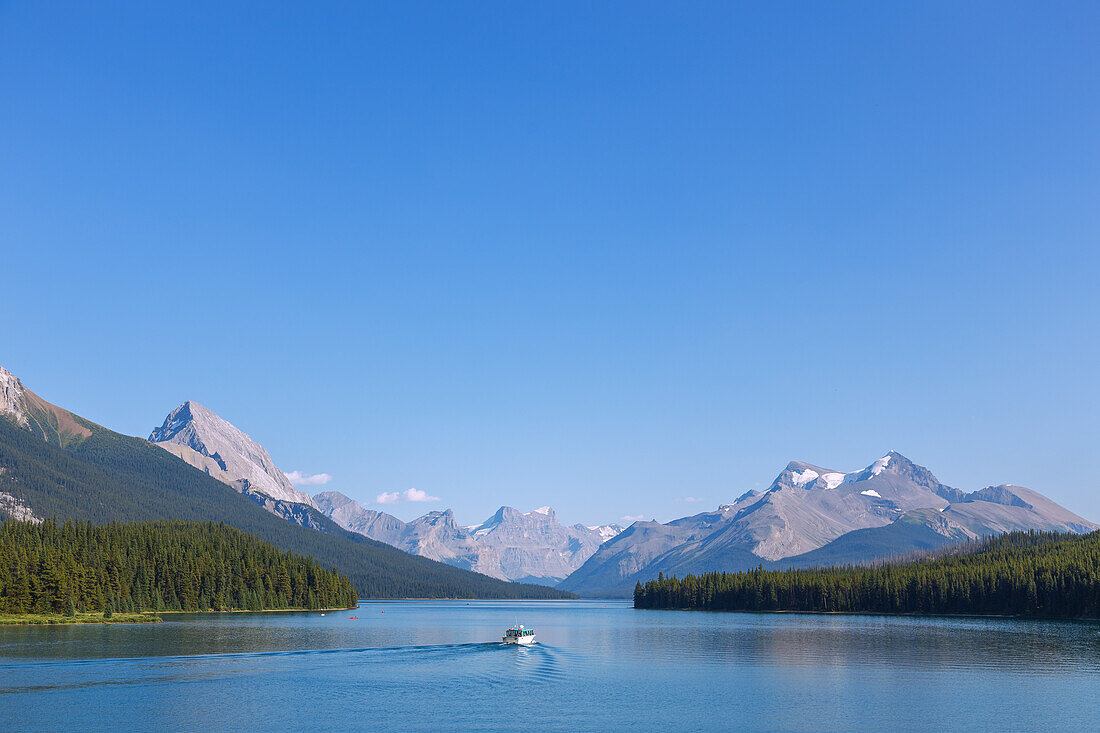 Jasper National Park, Maligne Lake, Spirit Island Boat Cruise, Alberta, Kanada